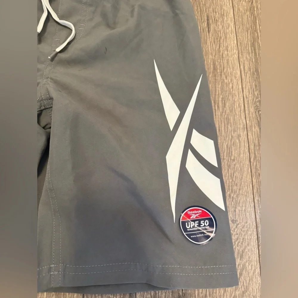 Reebok Boys Gray Bathing Suit Swim Shorts Size 11-12 Y NWT UV Protect 50